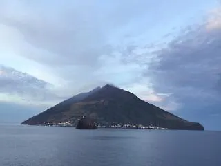 Willa Schicciolina Stromboli